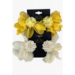 NWT nOir Jewelry Floral Bow Earrings Set